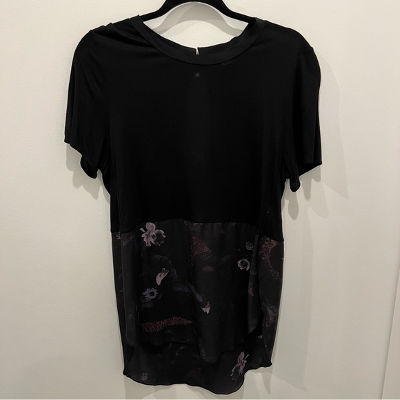 Aritzia Wilfred Black and Floral Short Sleeve Tunic - Picture 1 of 10